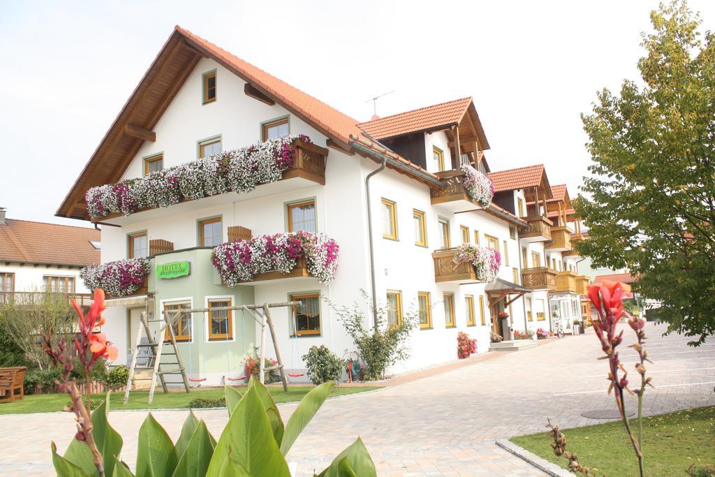 Hotel Garni Hopfengold Wolnzach Extérieur photo