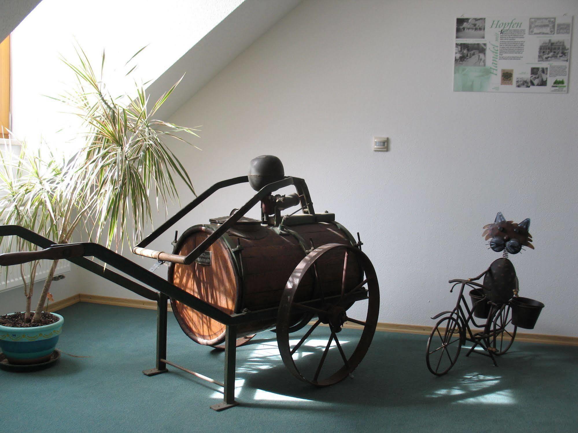 Hotel Garni Hopfengold Wolnzach Extérieur photo