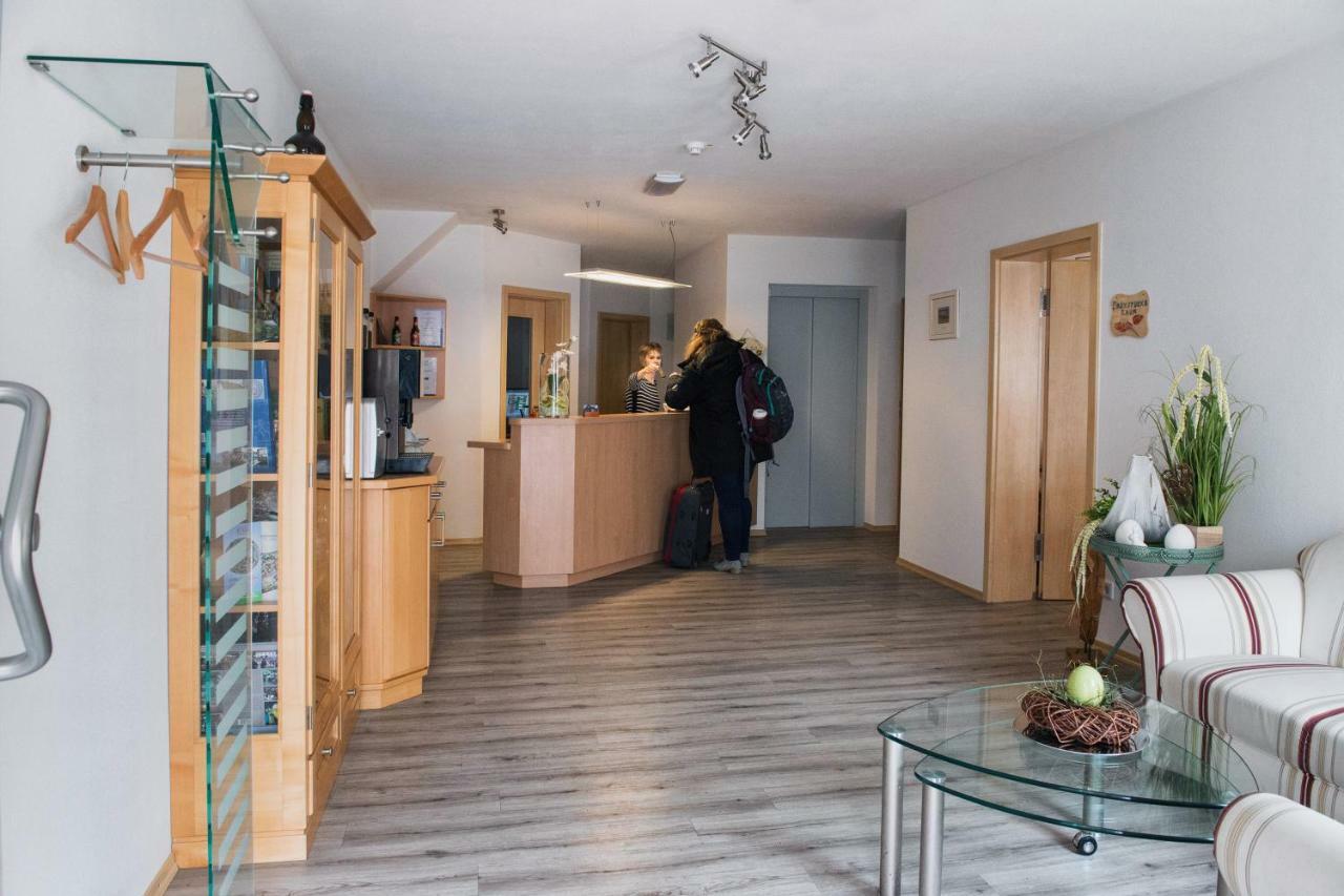 Hotel Garni Hopfengold Wolnzach Extérieur photo