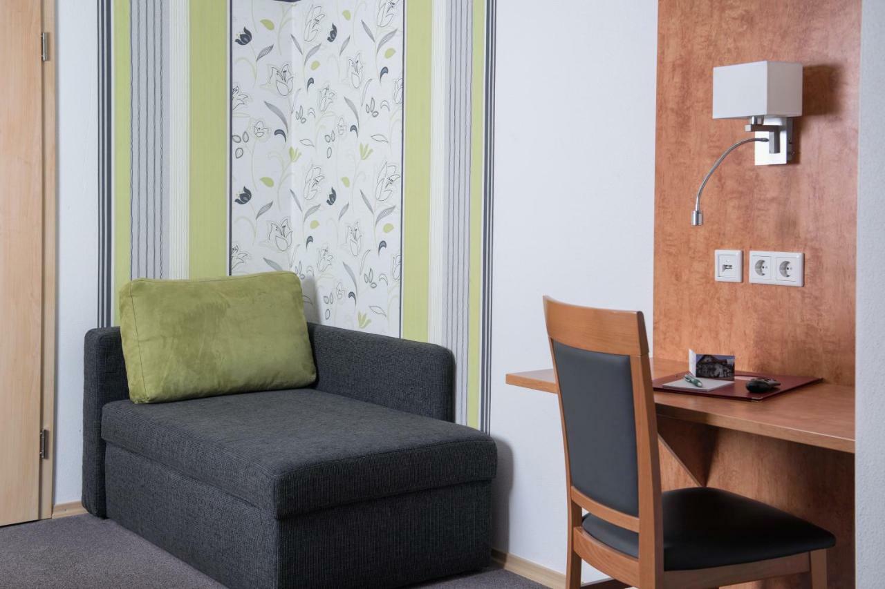 Hotel Garni Hopfengold Wolnzach Extérieur photo