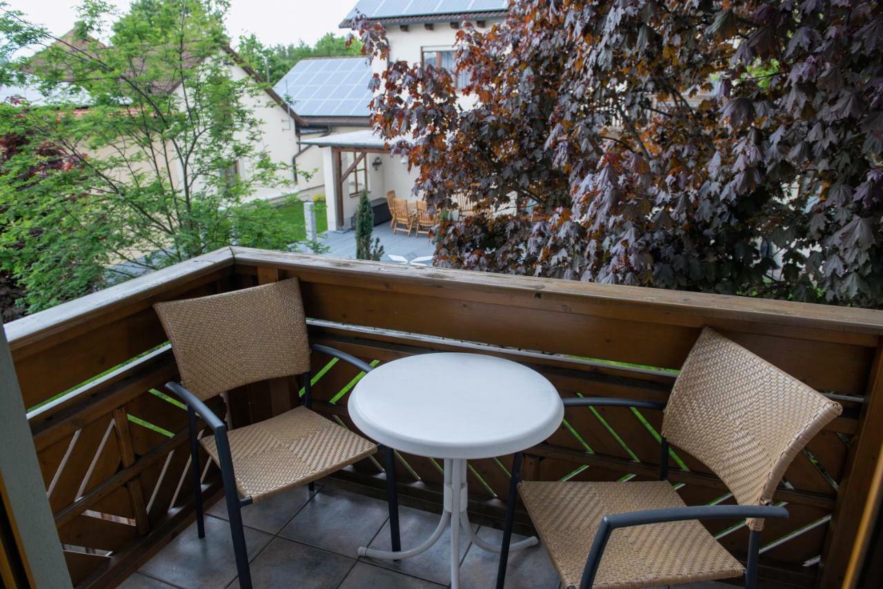 Hotel Garni Hopfengold Wolnzach Extérieur photo